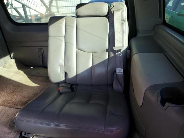 2003 Cadillac Escalade Luxury