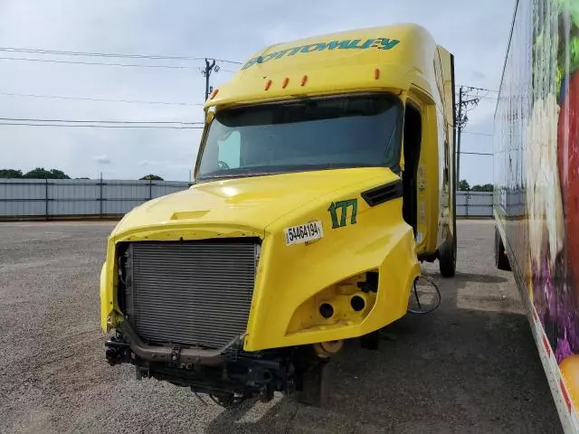 2020 Freightliner Cascadia 126