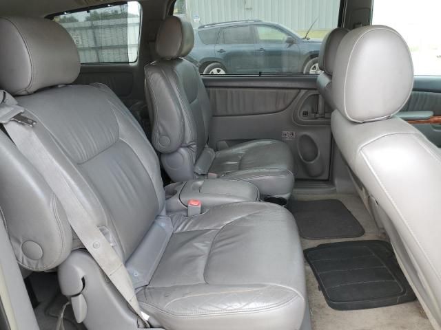 2007 Toyota Sienna XLE