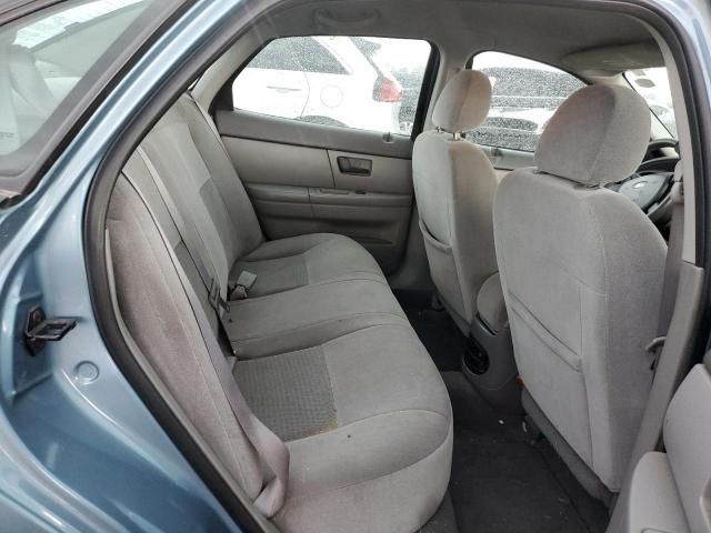 2005 Ford Taurus SE