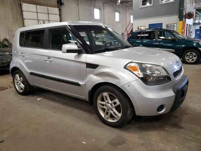 2011 KIA Soul +