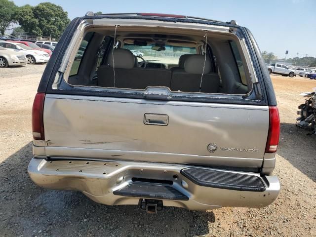 2000 Cadillac Escalade Luxury