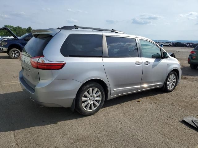 2017 Toyota Sienna XLE