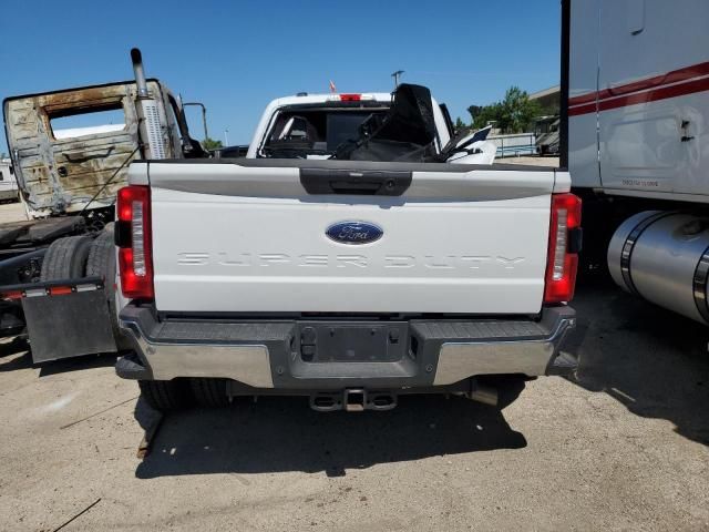 2023 Ford F350 Super Duty