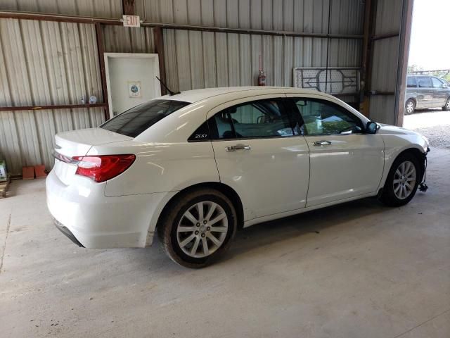 2013 Chrysler 200 Limited