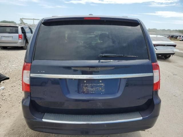 2012 Chrysler Town & Country Touring