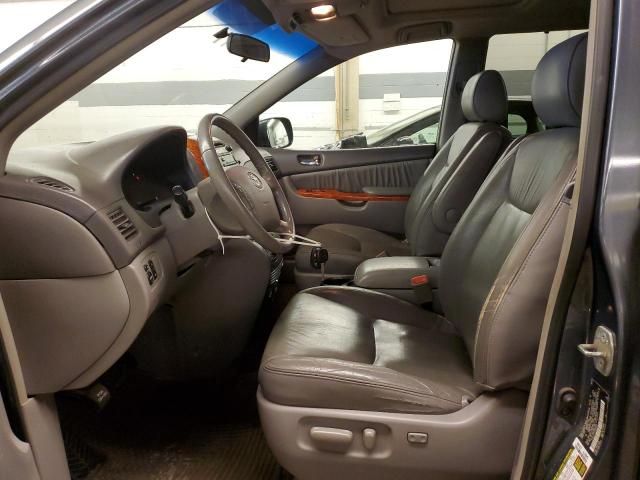 2007 Toyota Sienna XLE