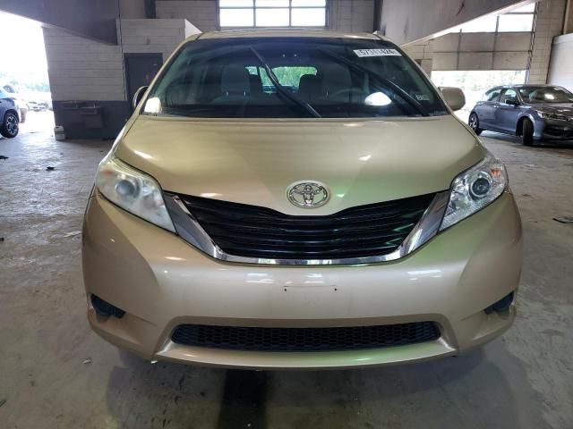 2011 Toyota Sienna Base