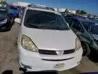 2005 Toyota Sienna XLE