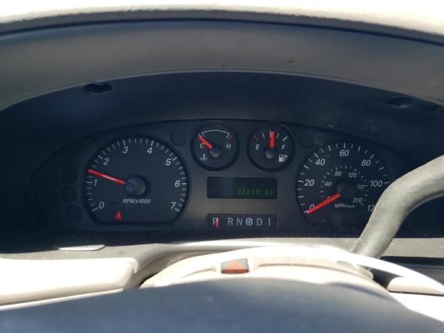 2004 Ford Taurus LX