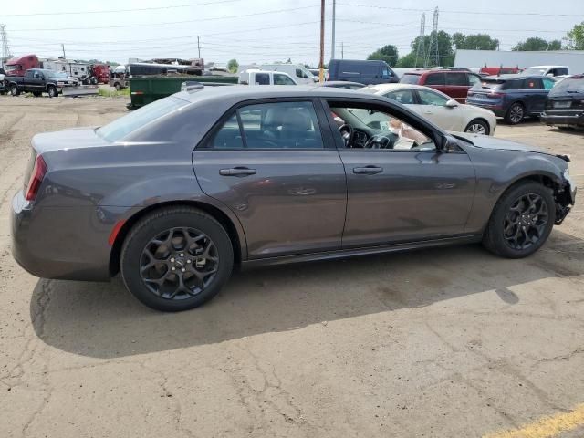 2023 Chrysler 300 Touring L