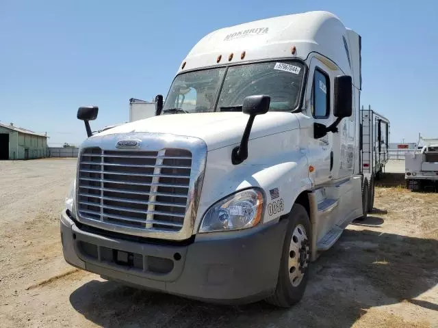 2017 Freightliner Cascadia 125