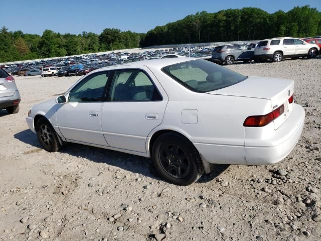 1999 Toyota Camry LE