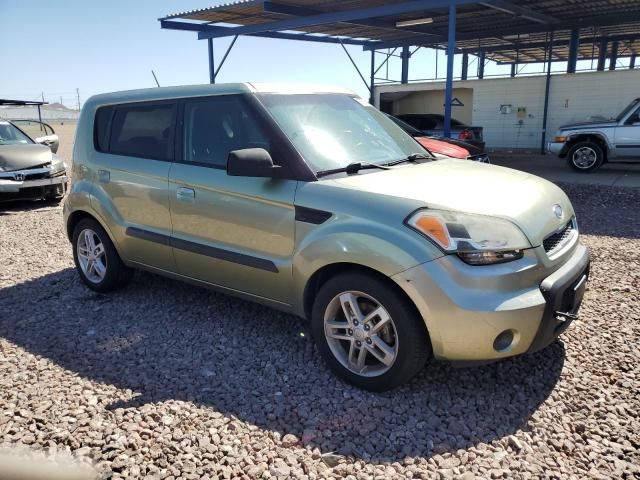 2010 KIA Soul +