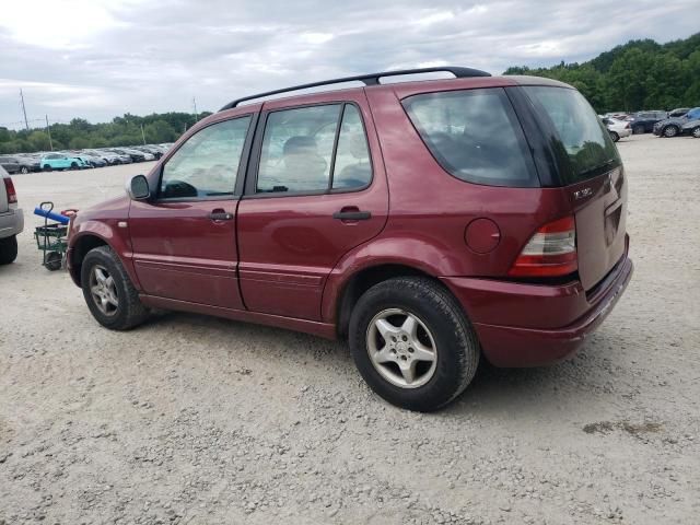 2000 Mercedes-Benz ML 320