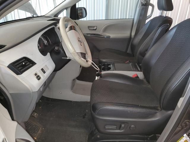 2012 Toyota Sienna Sport