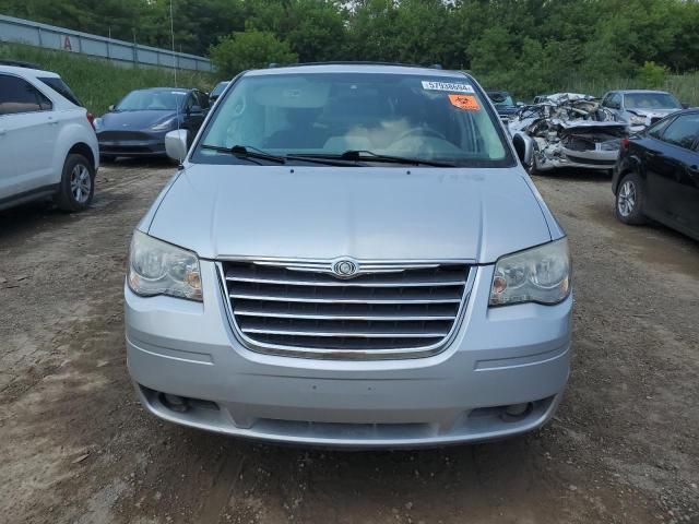 2008 Chrysler Town & Country Touring