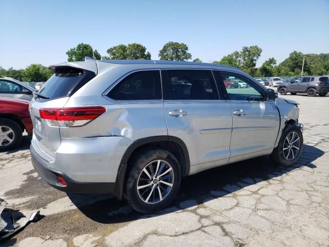 2018 Toyota Highlander SE