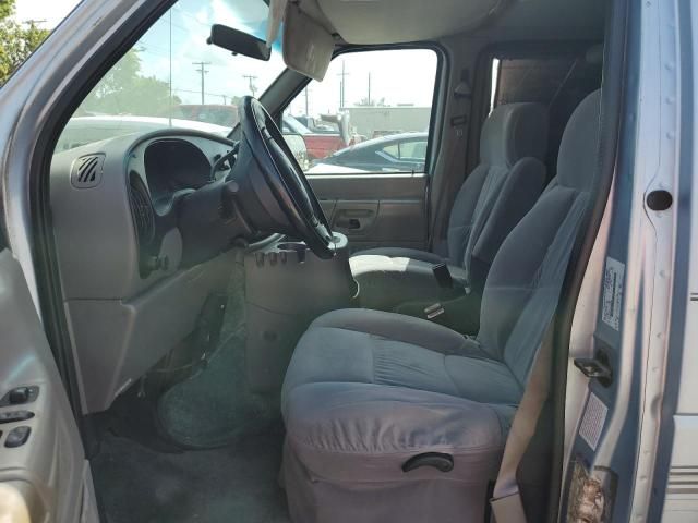 2000 Ford Econoline E150 Van