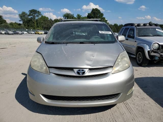 2008 Toyota Sienna XLE