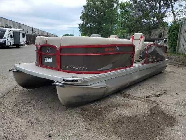 2017 Premier Pontoon