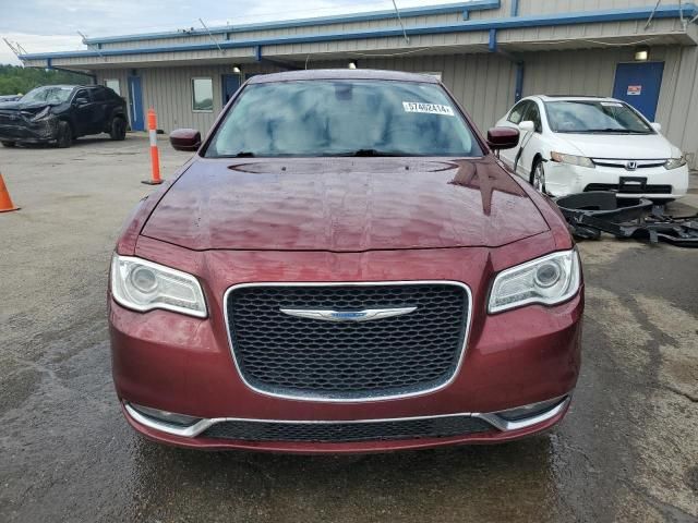 2017 Chrysler 300 Limited