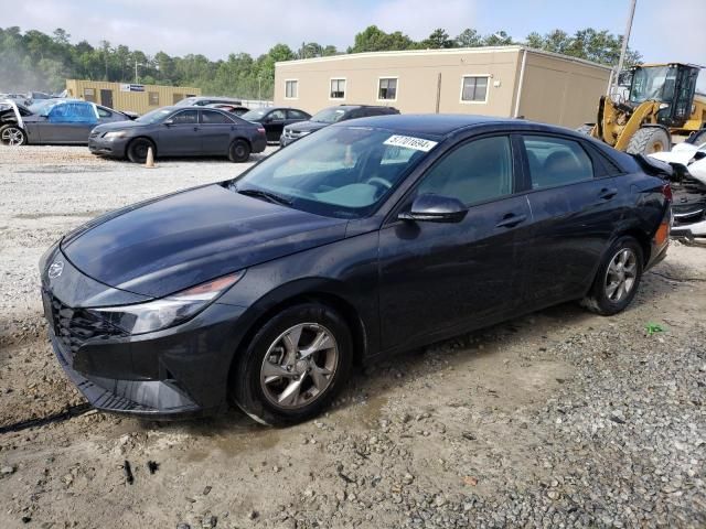 2021 Hyundai Elantra SE