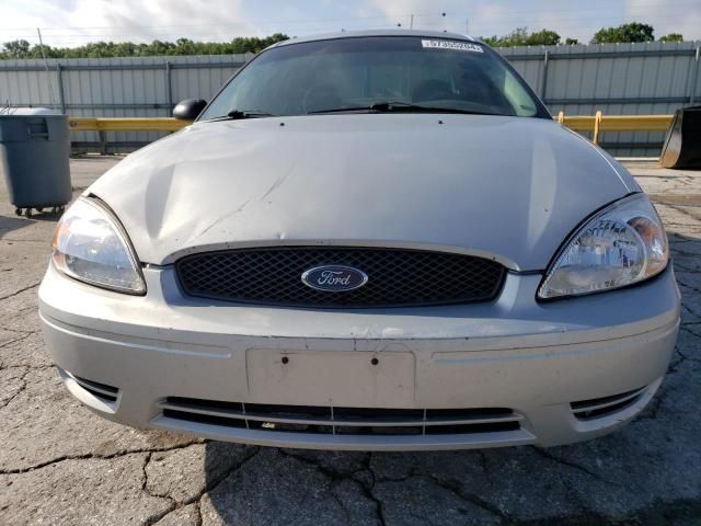 2006 Ford Taurus SE