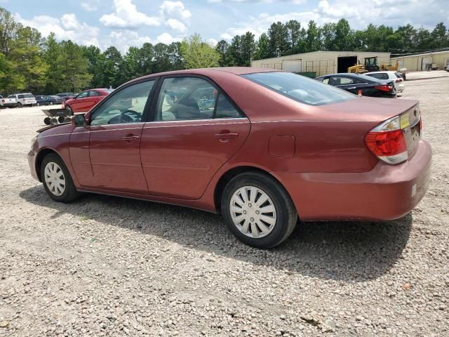 2005 Toyota Camry LE