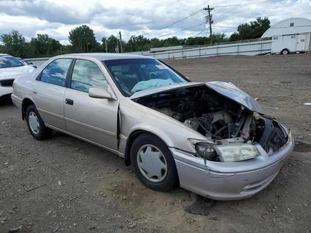 2000 Toyota Camry CE