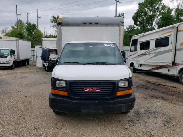 2005 GMC Savana Cutaway G3500