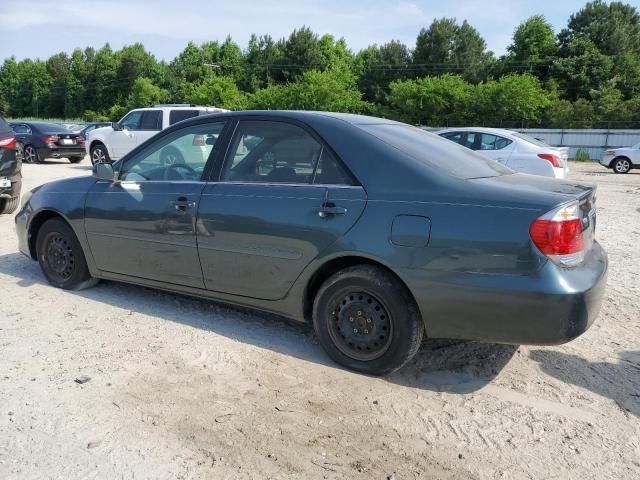 2005 Toyota Camry LE