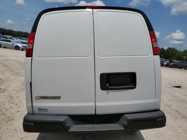 2021 Chevrolet Express G2500