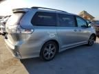 2019 Toyota Sienna SE