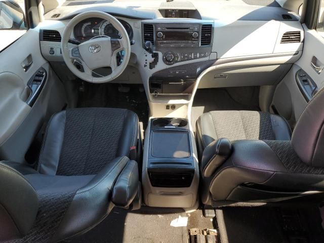 2012 Toyota Sienna Sport