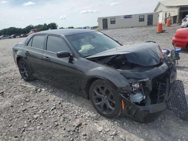 2020 Chrysler 300 Touring