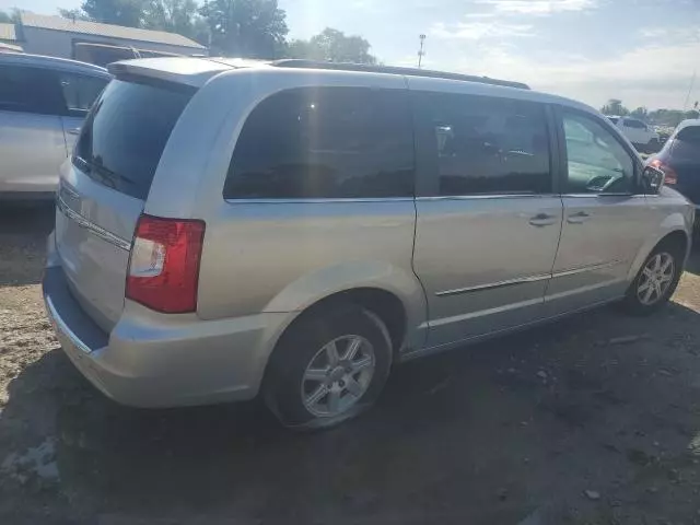 2012 Chrysler Town & Country Touring