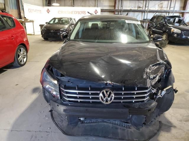 2013 Volkswagen Passat SEL