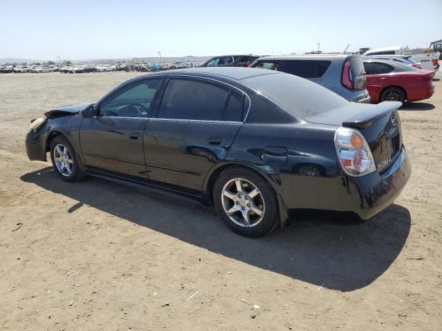 2004 Nissan Altima Base