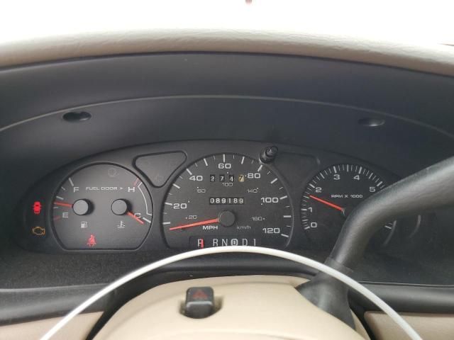 2000 Ford Taurus SE