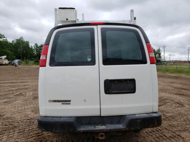 2015 Chevrolet Express G2500