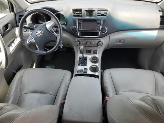 2013 Toyota Highlander Base