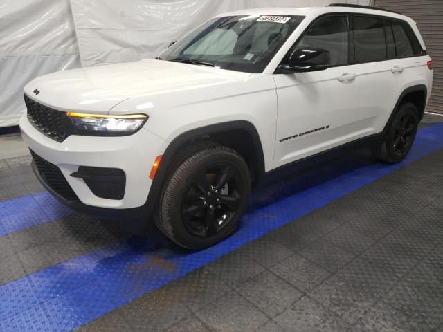 2023 Jeep Grand Cherokee Laredo