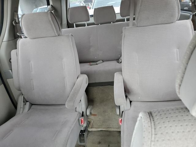 2005 Nissan Quest S