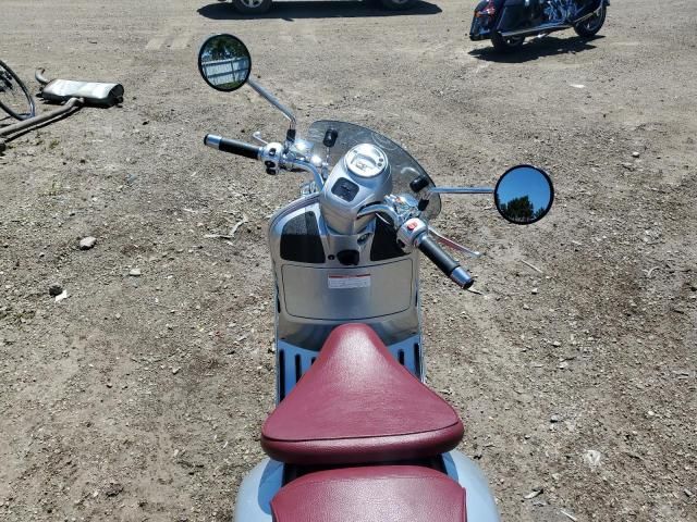 2016 Vespa GTS 300 Super