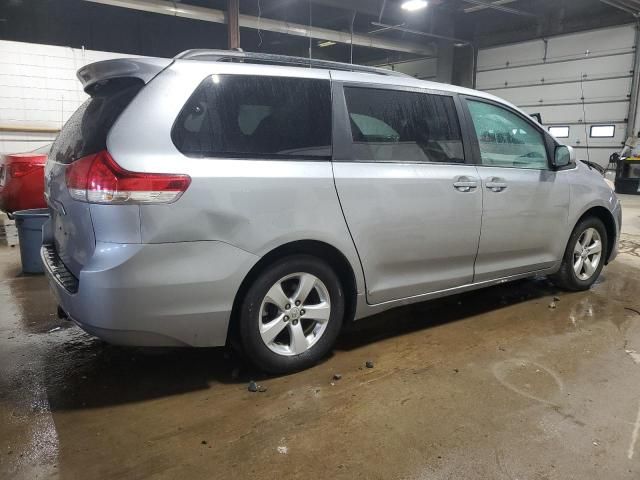 2011 Toyota Sienna LE