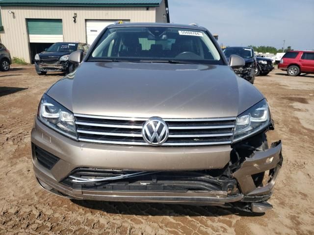 2016 Volkswagen Touareg Sport