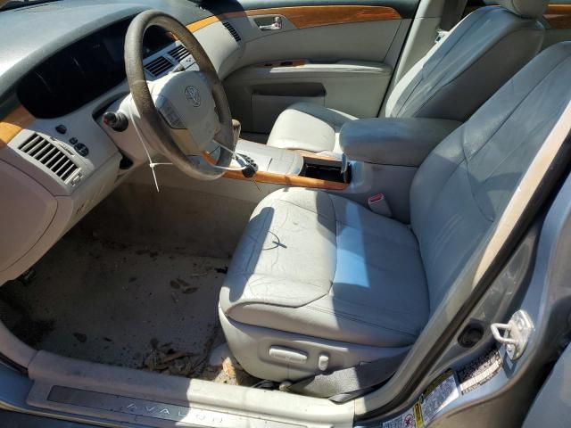 2005 Toyota Avalon XL