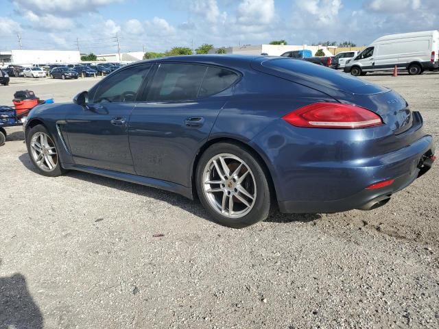 2015 Porsche Panamera 2