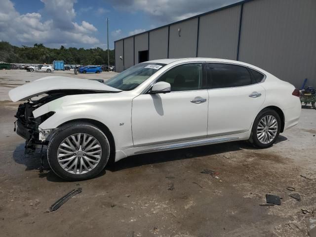 2015 Infiniti Q70 3.7